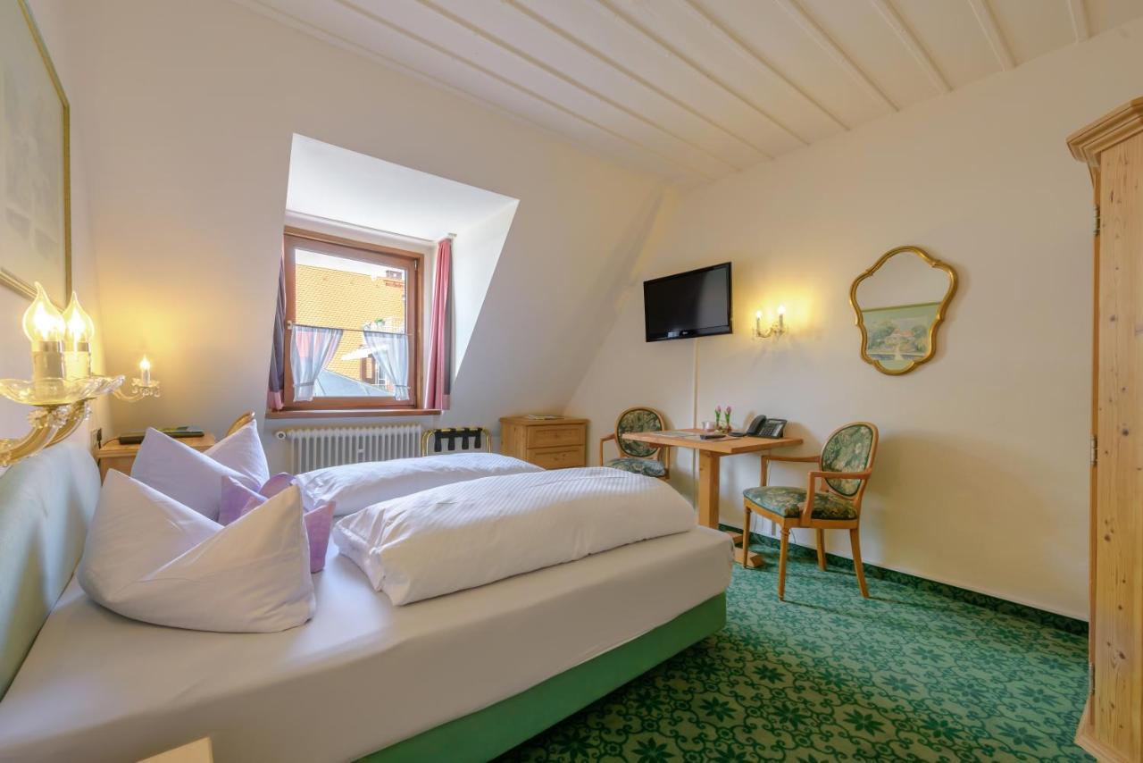 Hotel "Malerwinkel" Gmbh Seeon-Seebruck Buitenkant foto