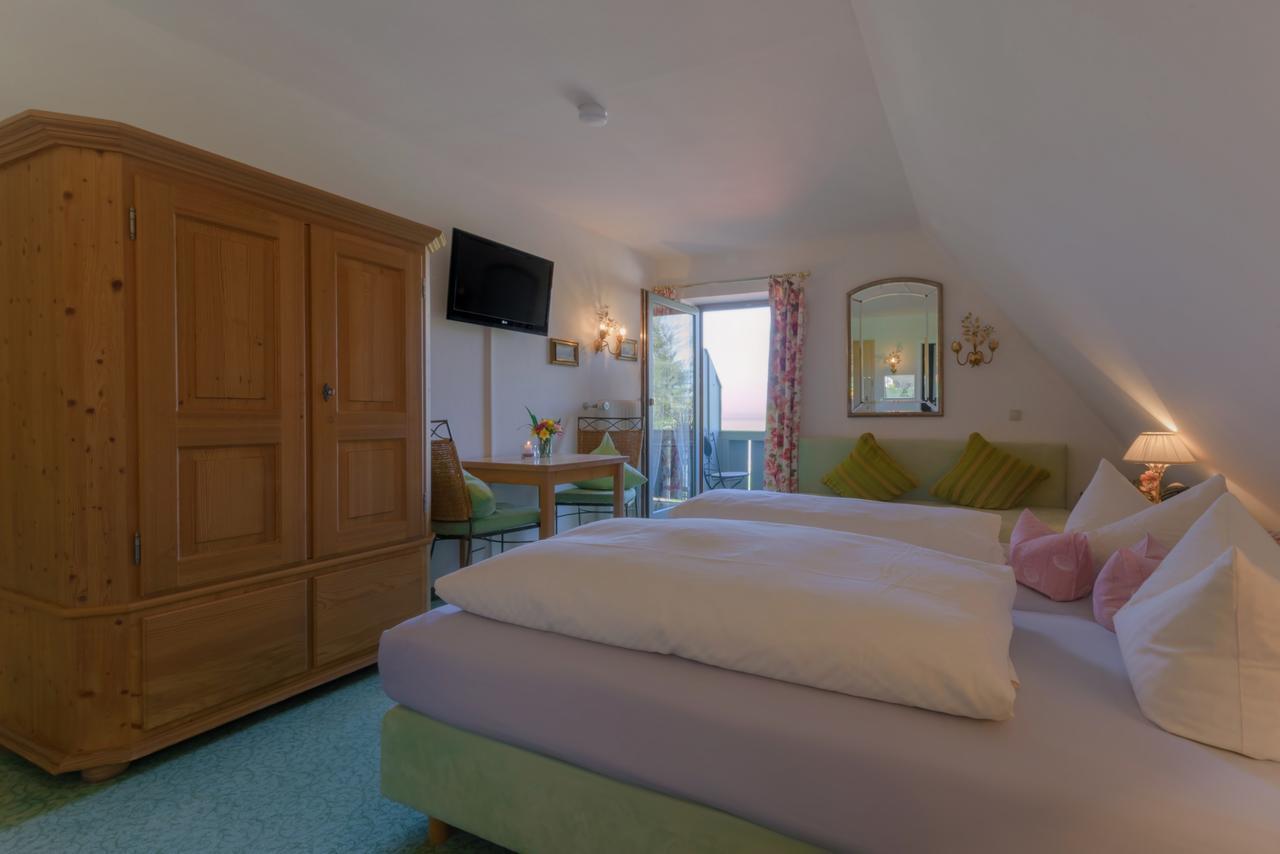 Hotel "Malerwinkel" Gmbh Seeon-Seebruck Buitenkant foto