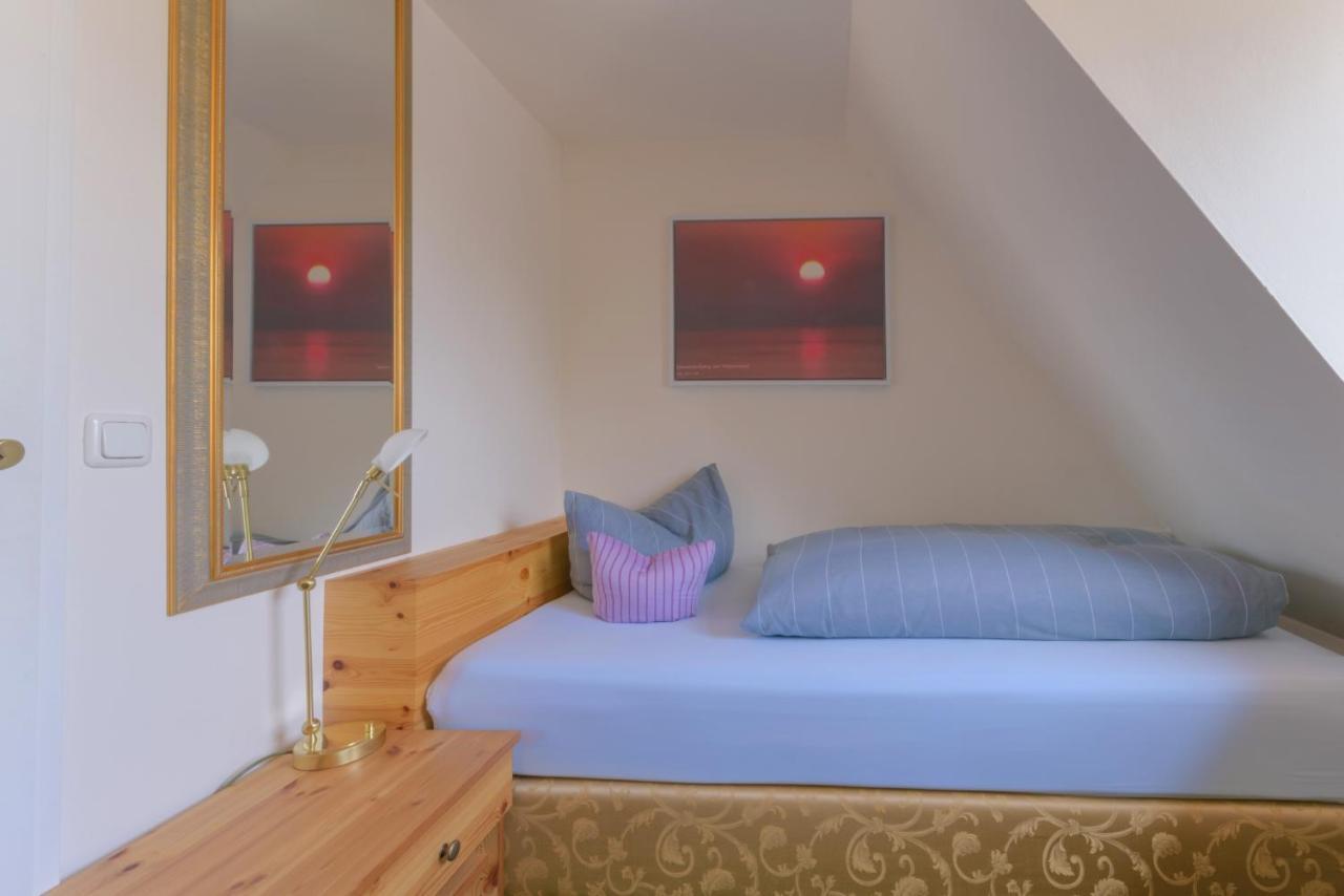 Hotel "Malerwinkel" Gmbh Seeon-Seebruck Kamer foto